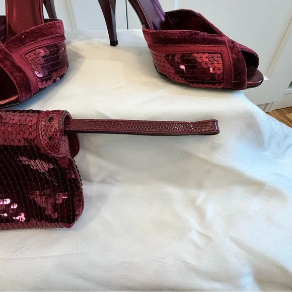 Rare Gucci Broadway Bordeaux Burgundy Velvet Sequins Clutch and Heels Set 6.5 - Picture 5 of 16